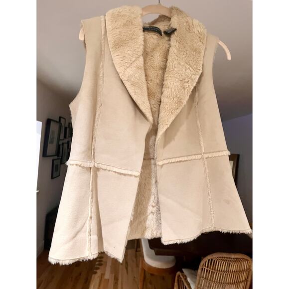 Dana Buchman Faux Shearling Vest, Petite 4 - Picture 2 of 6
